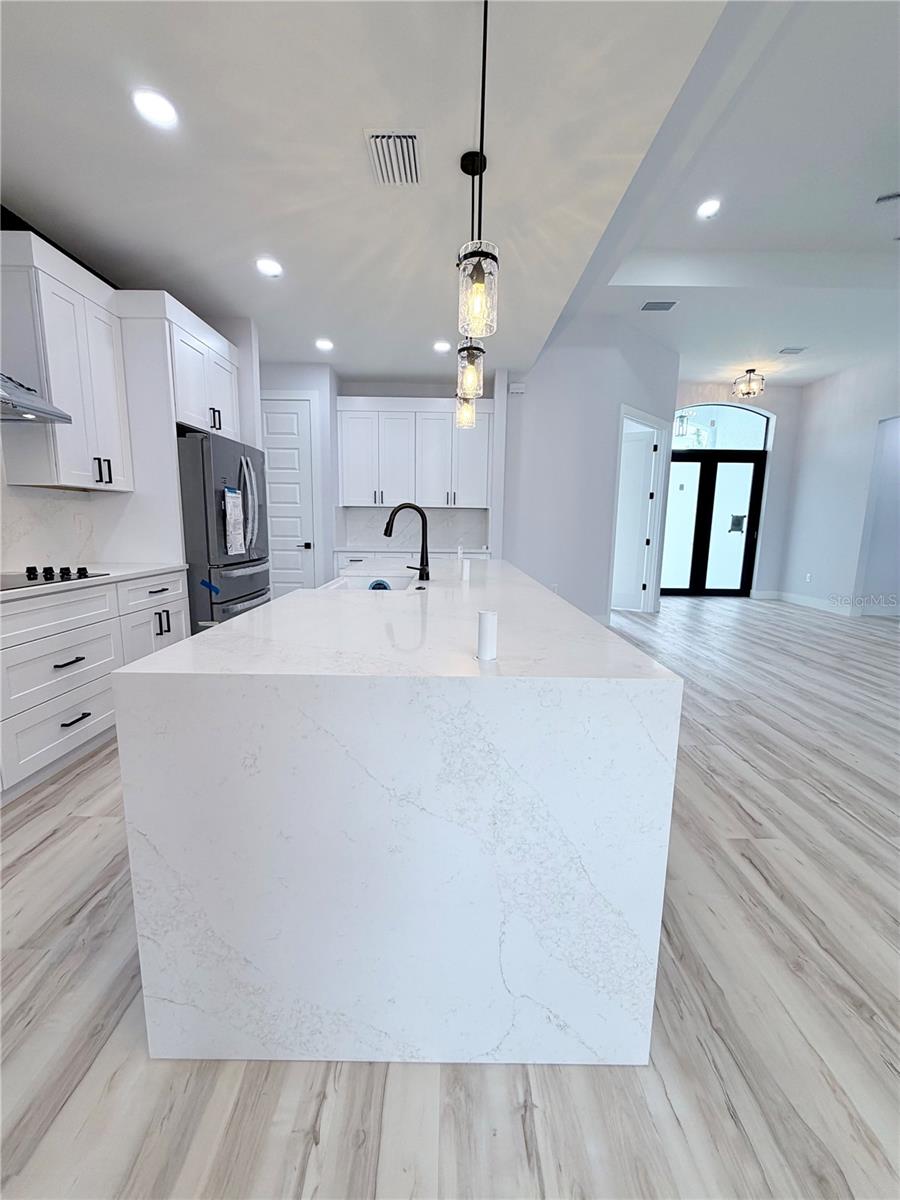 2675 YACOLT AVE — photo 10