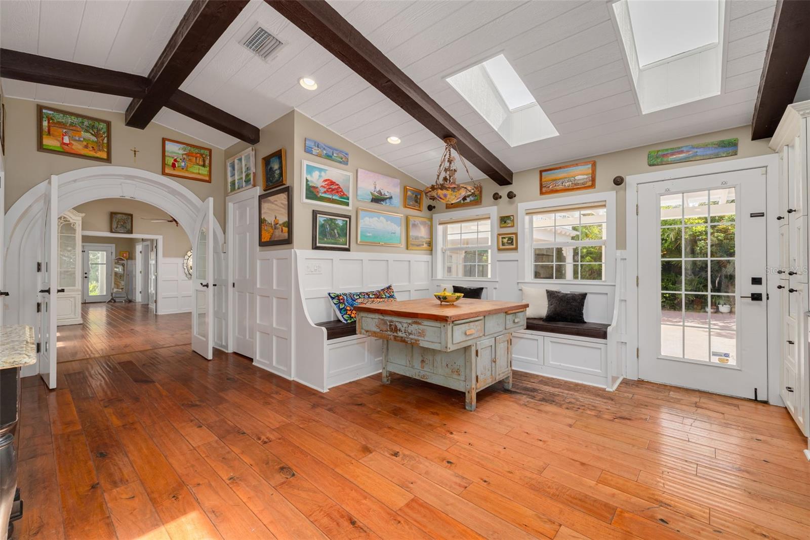 1821 OAK CREEK DR — photo 21