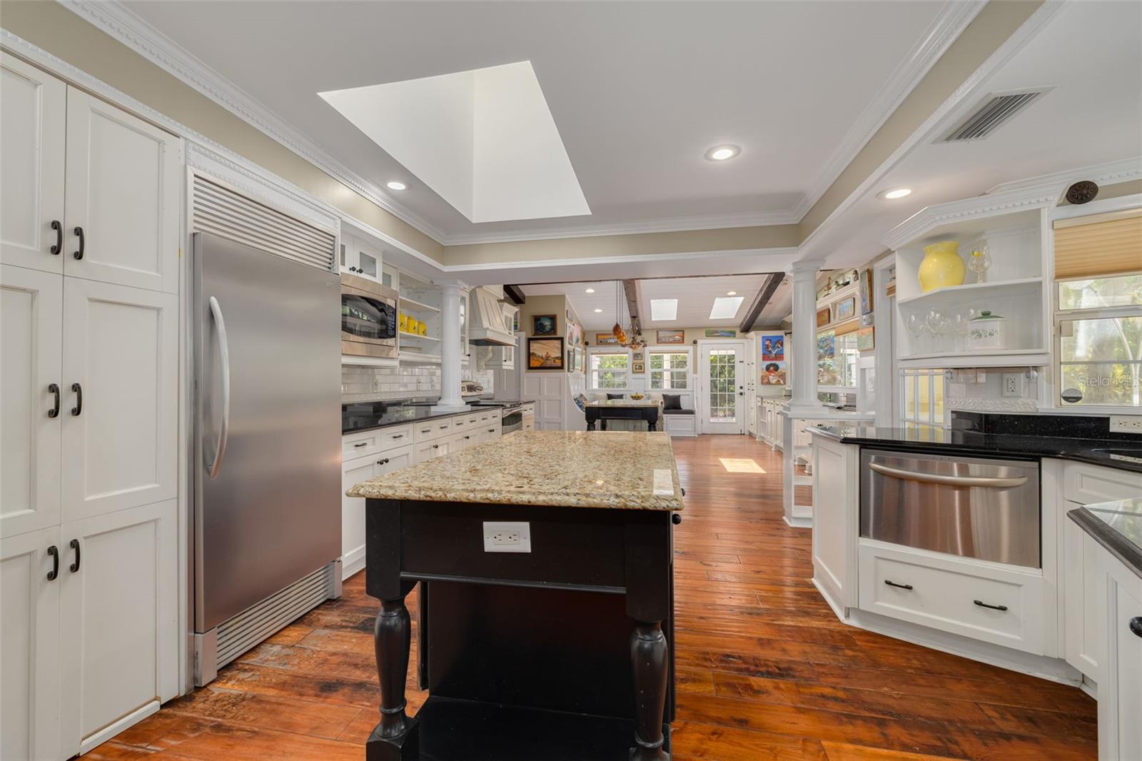1821 OAK CREEK DR — photo 16
