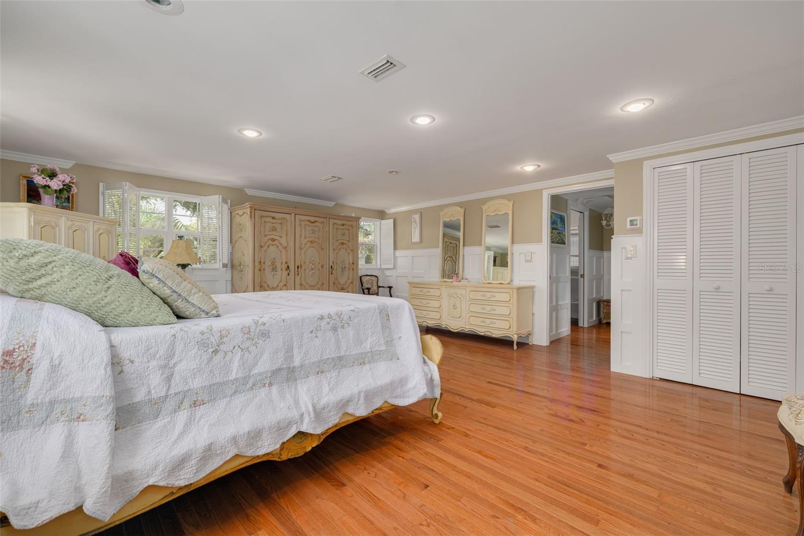 1821 OAK CREEK DR — photo 53