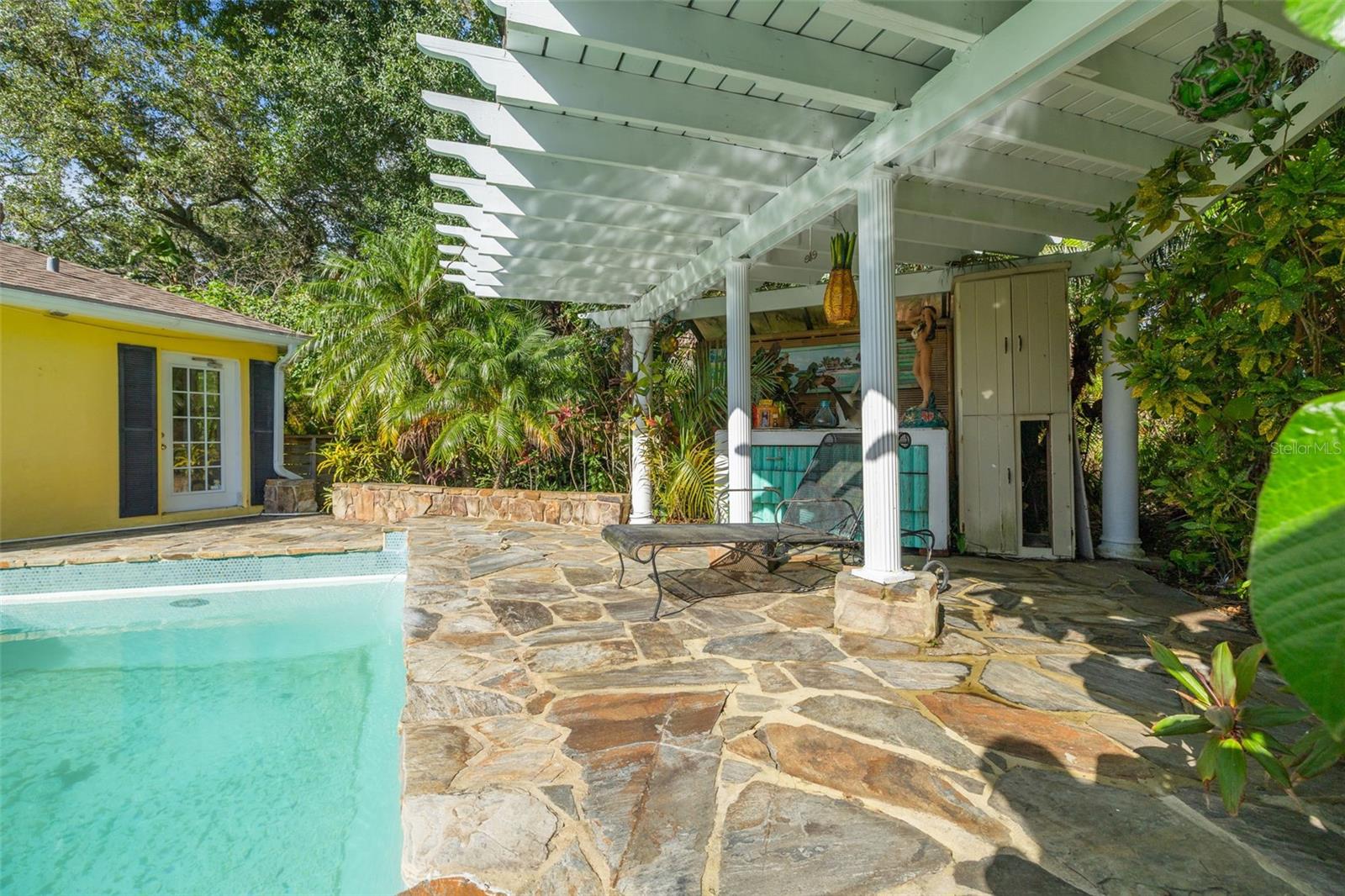 1821 OAK CREEK DR — photo 40