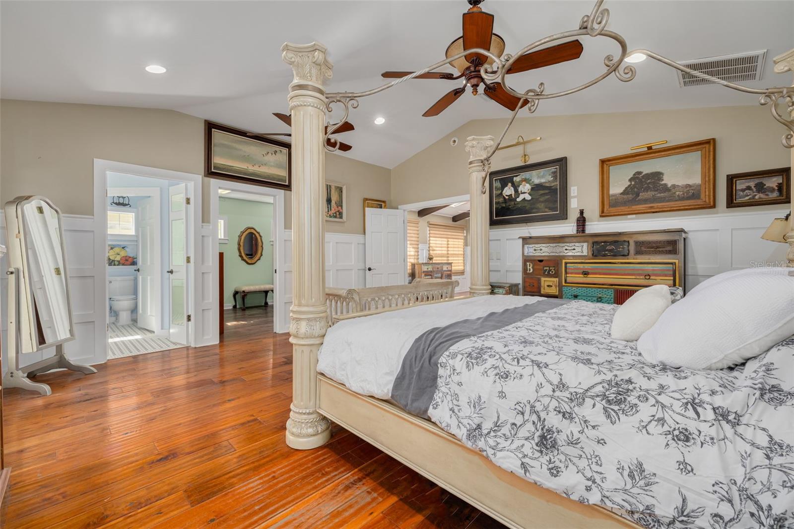 1821 OAK CREEK DR — photo 47