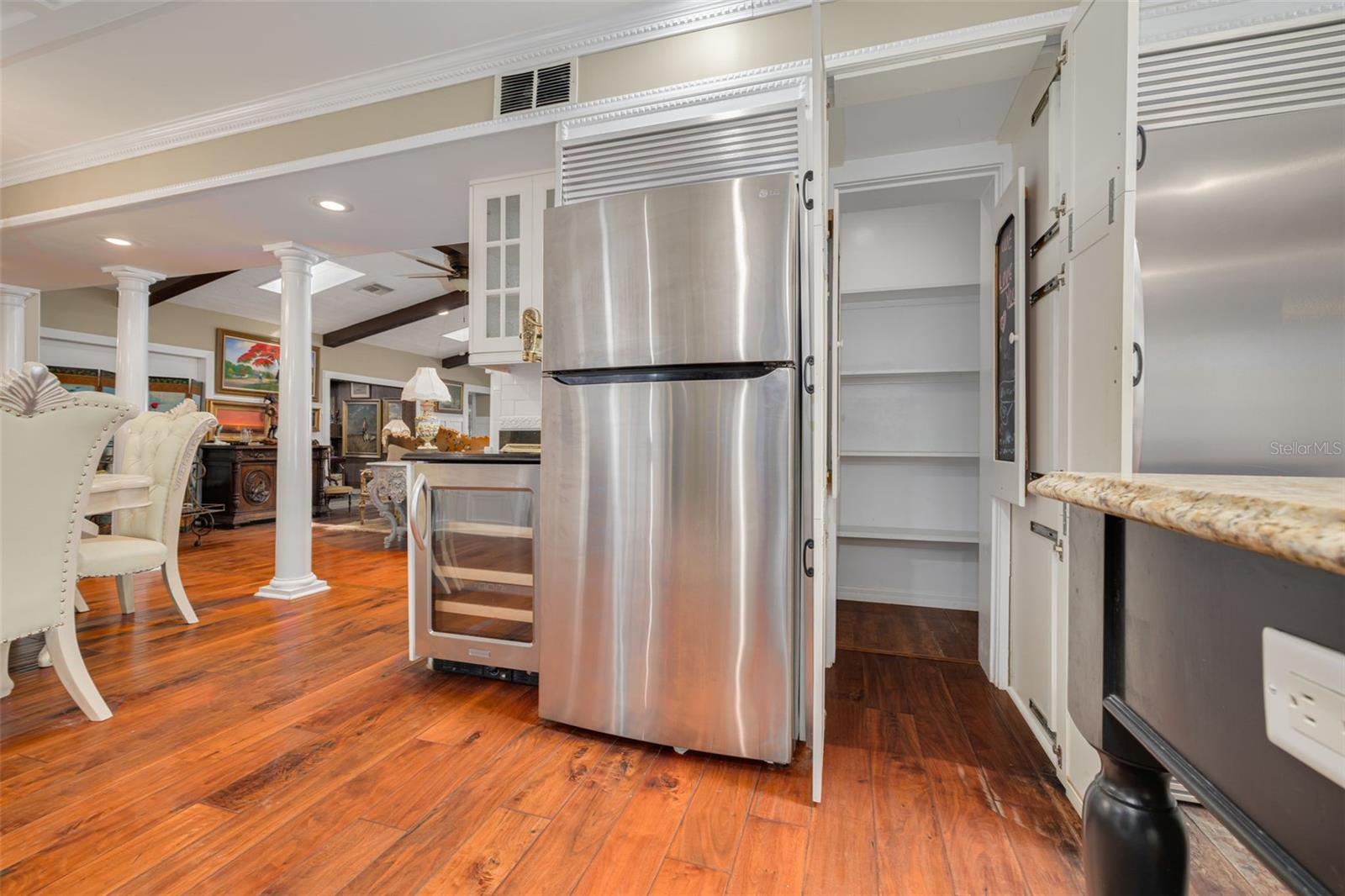 1821 OAK CREEK DR — photo 18
