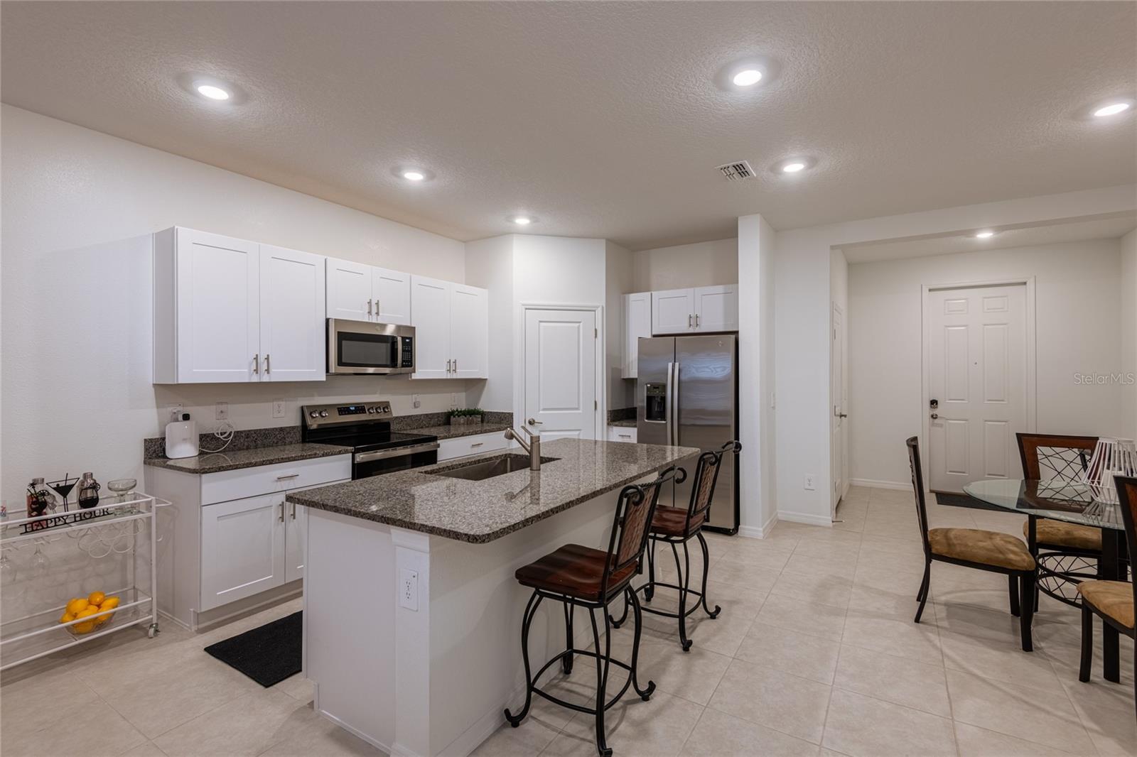 10807 E FORT WHITE CT — photo 8