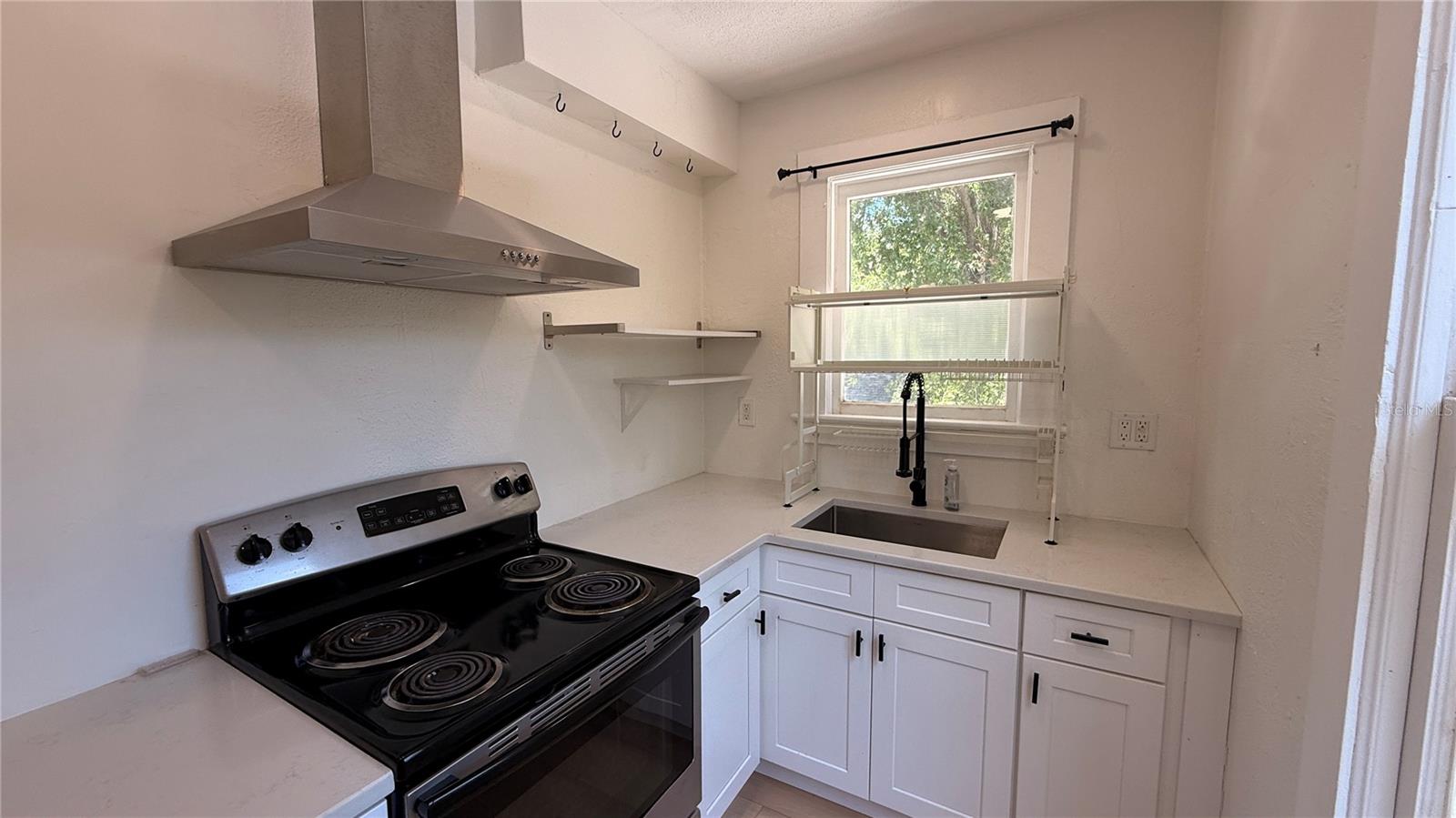 905 JONES ST — photo 20