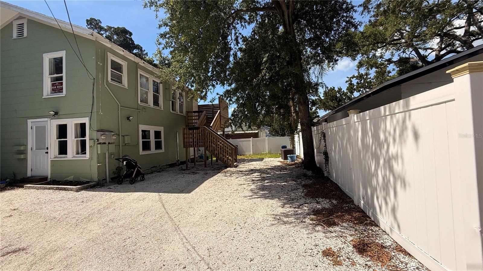 905 JONES ST — photo 2
