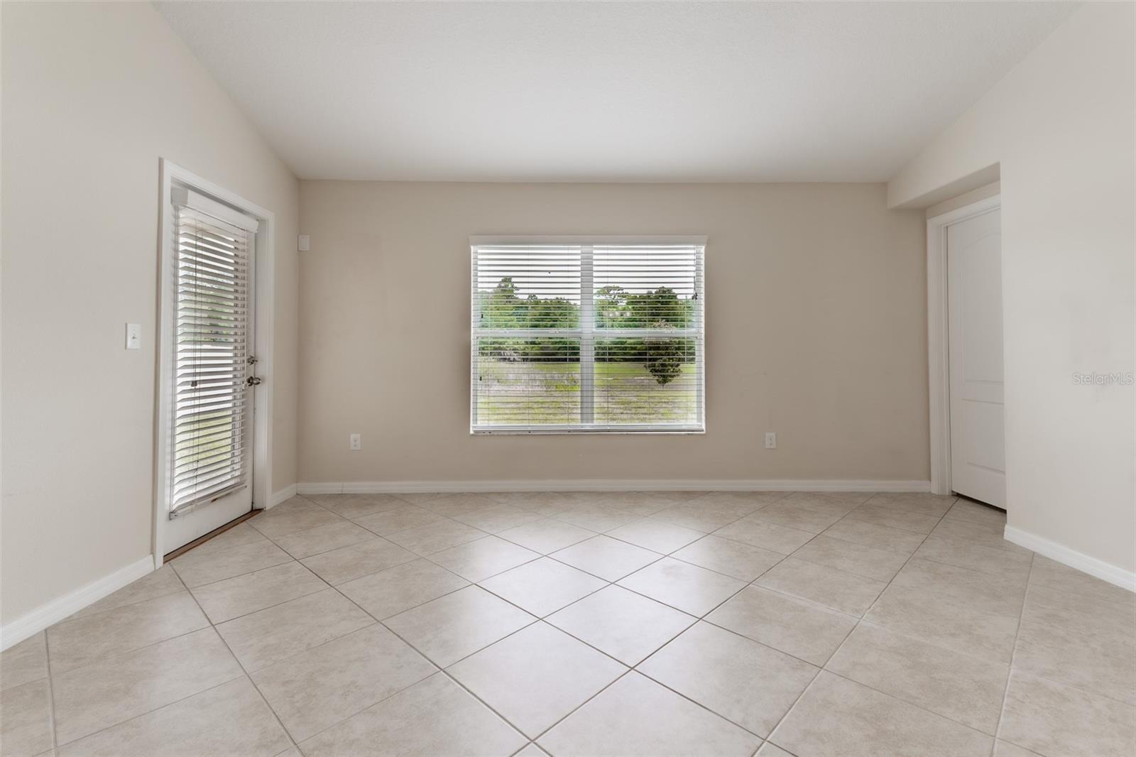 18591 BRIAR OAKS DR — photo 9