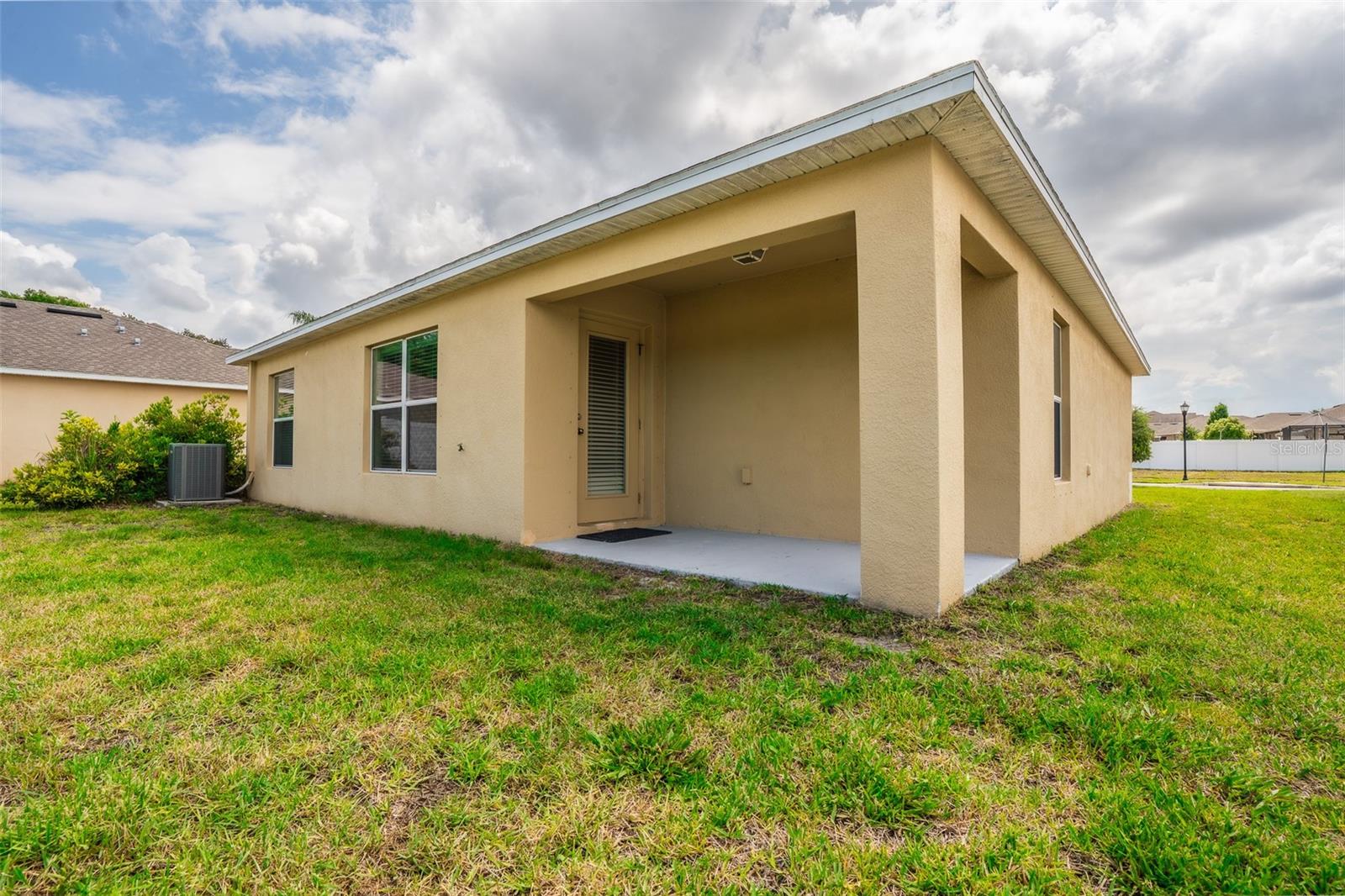 18591 BRIAR OAKS DR — photo 26