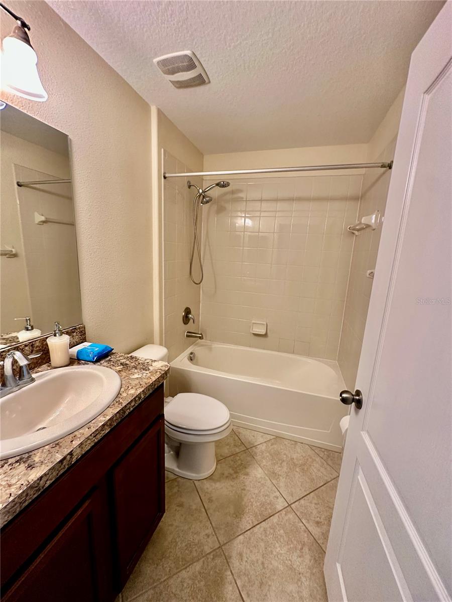 18591 BRIAR OAKS DR — photo 24