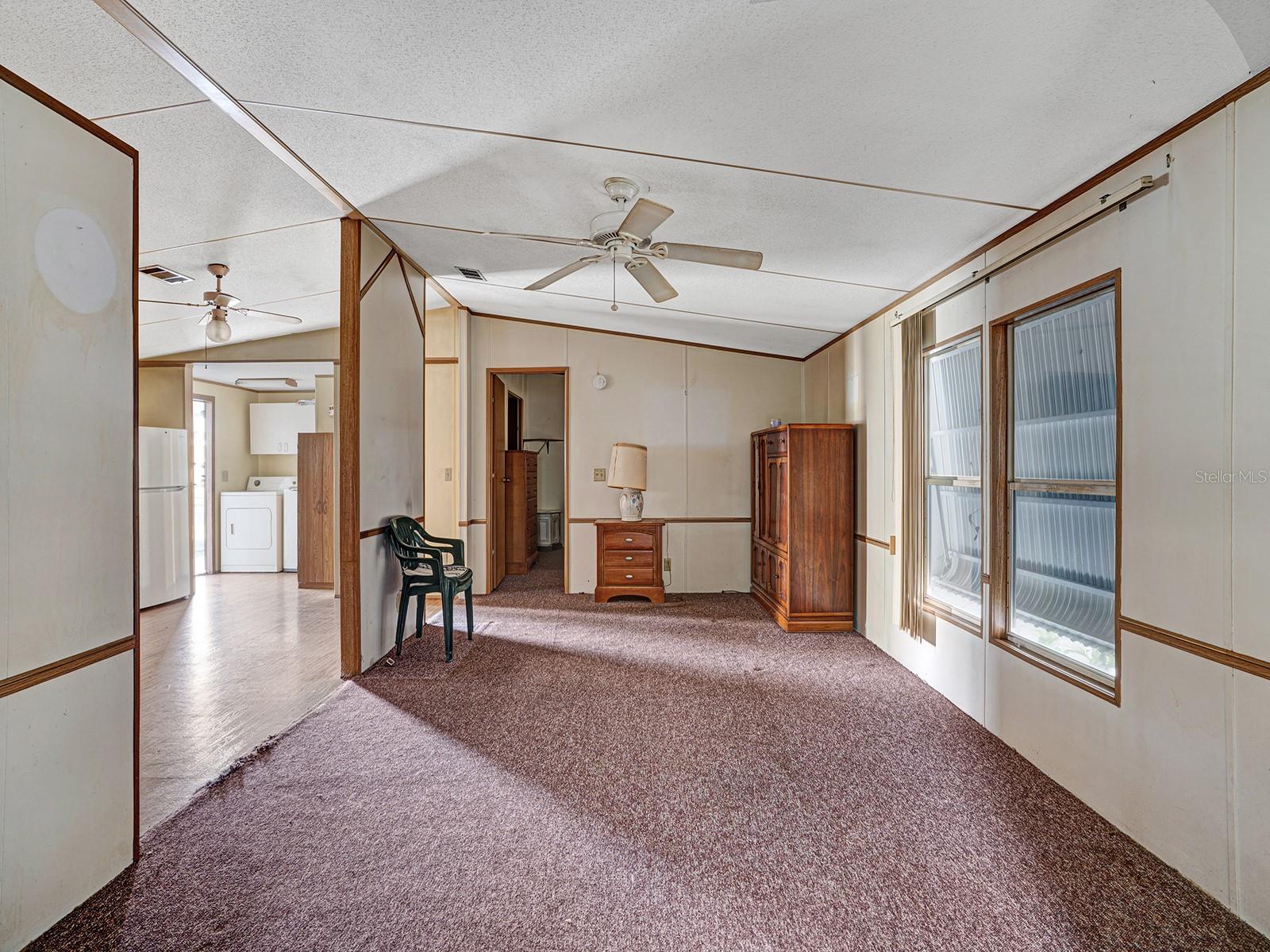 10339 MARINETTE AVE — photo 8