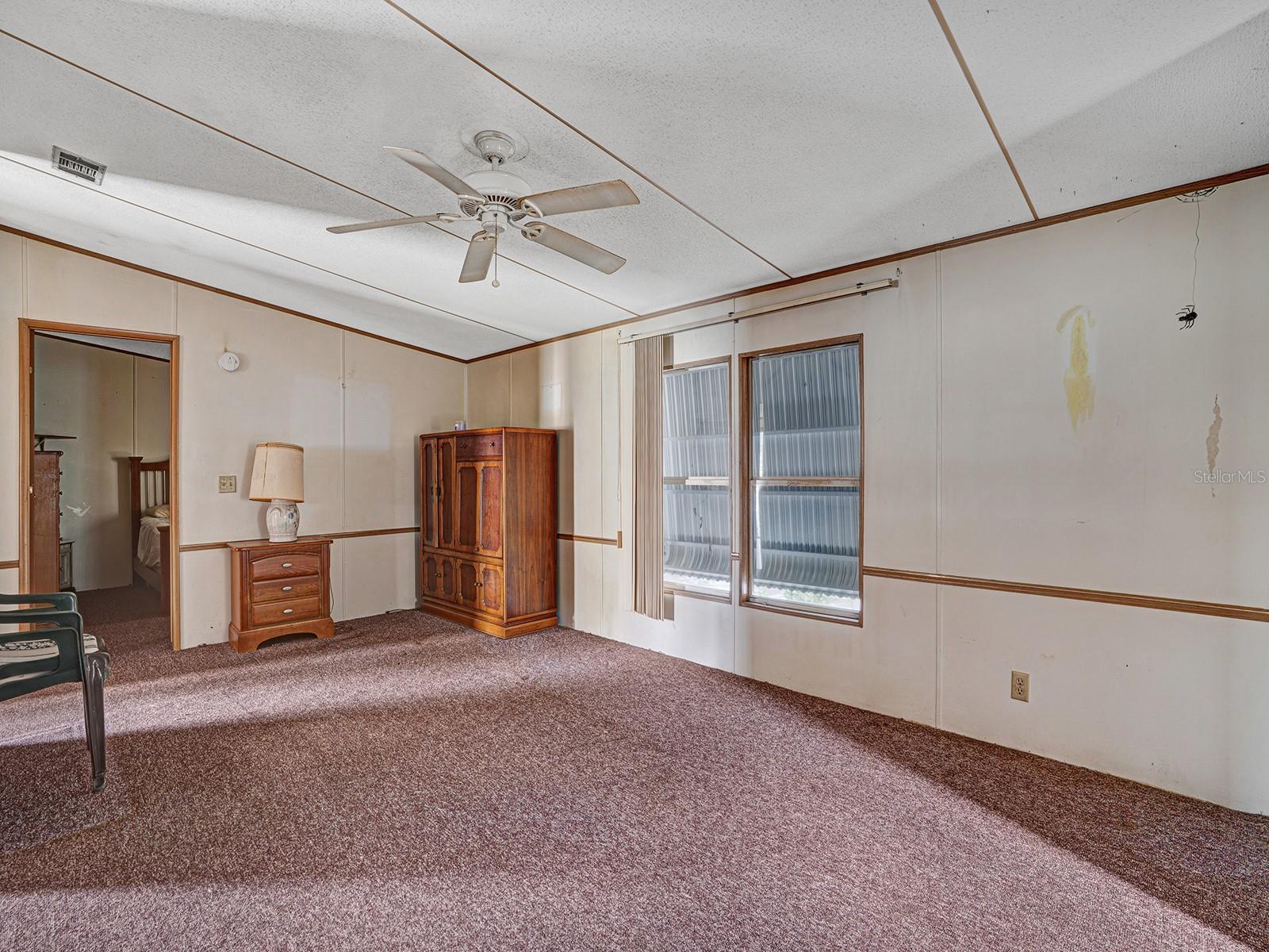 10339 MARINETTE AVE — photo 7