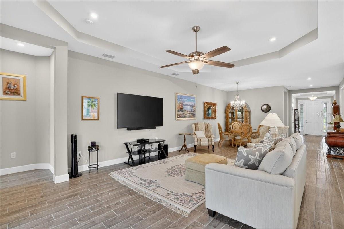 11014 WICKER PARK PL — photo 23