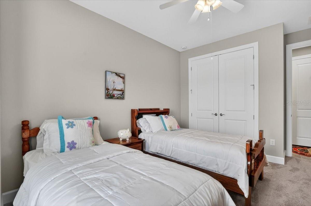 11014 WICKER PARK PL — photo 32