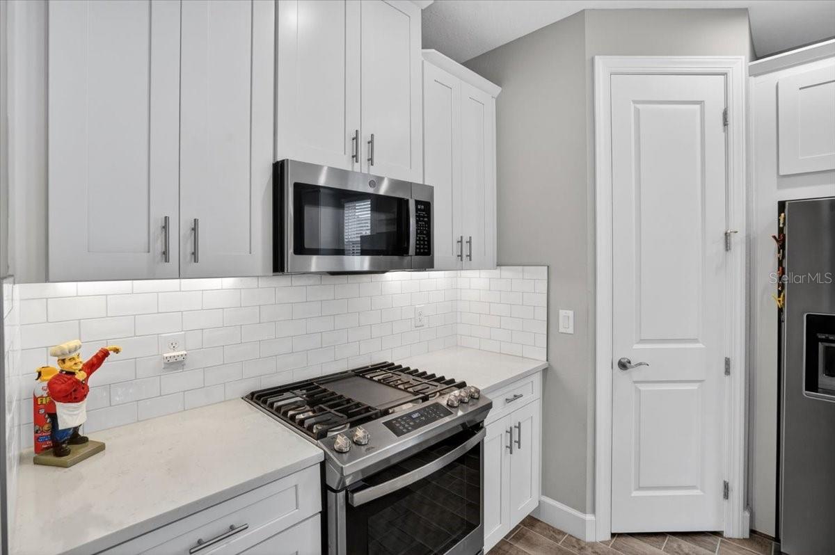 11014 WICKER PARK PL — photo 8