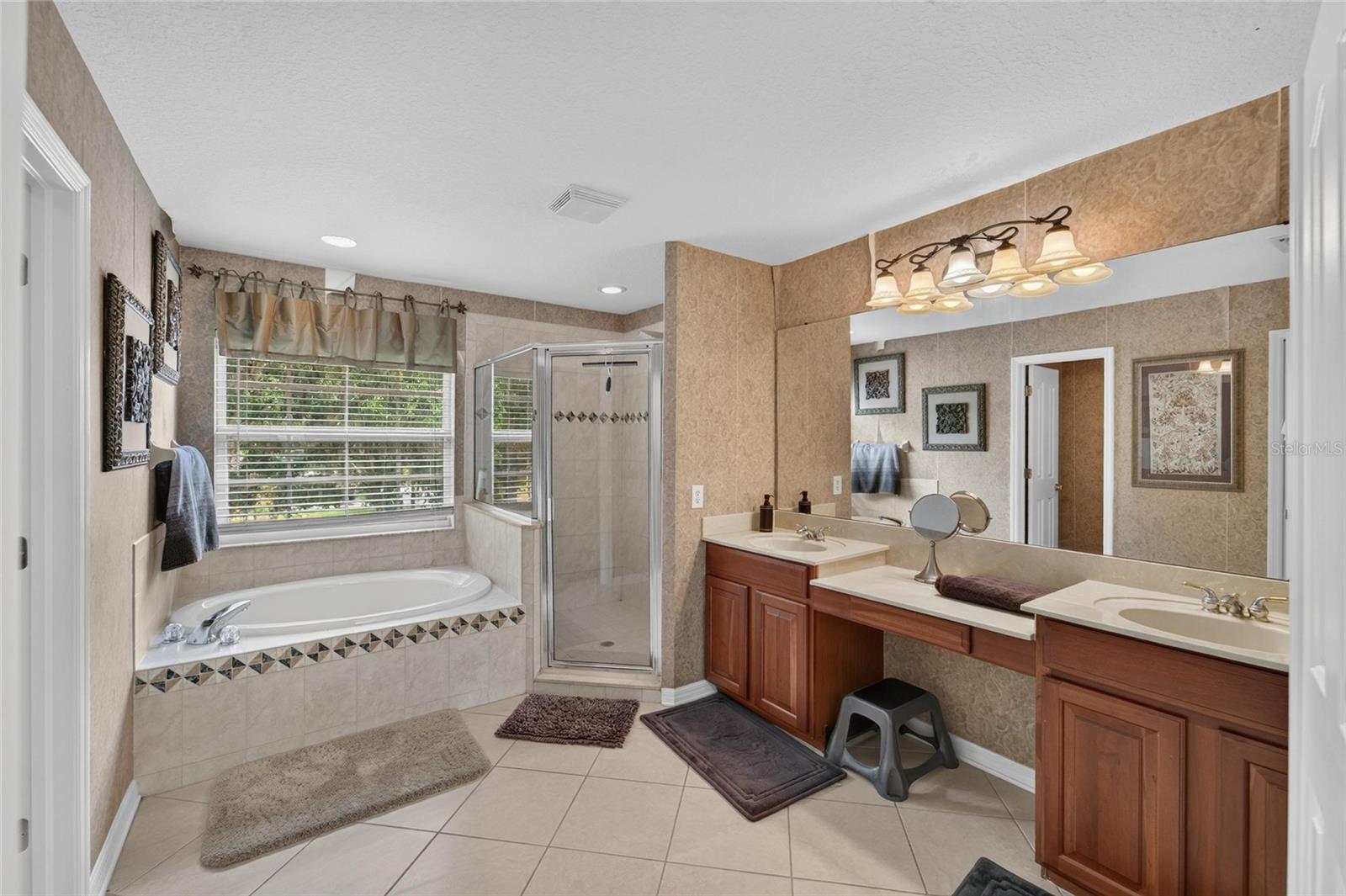 19128 MEADOW PINE DR — photo 27