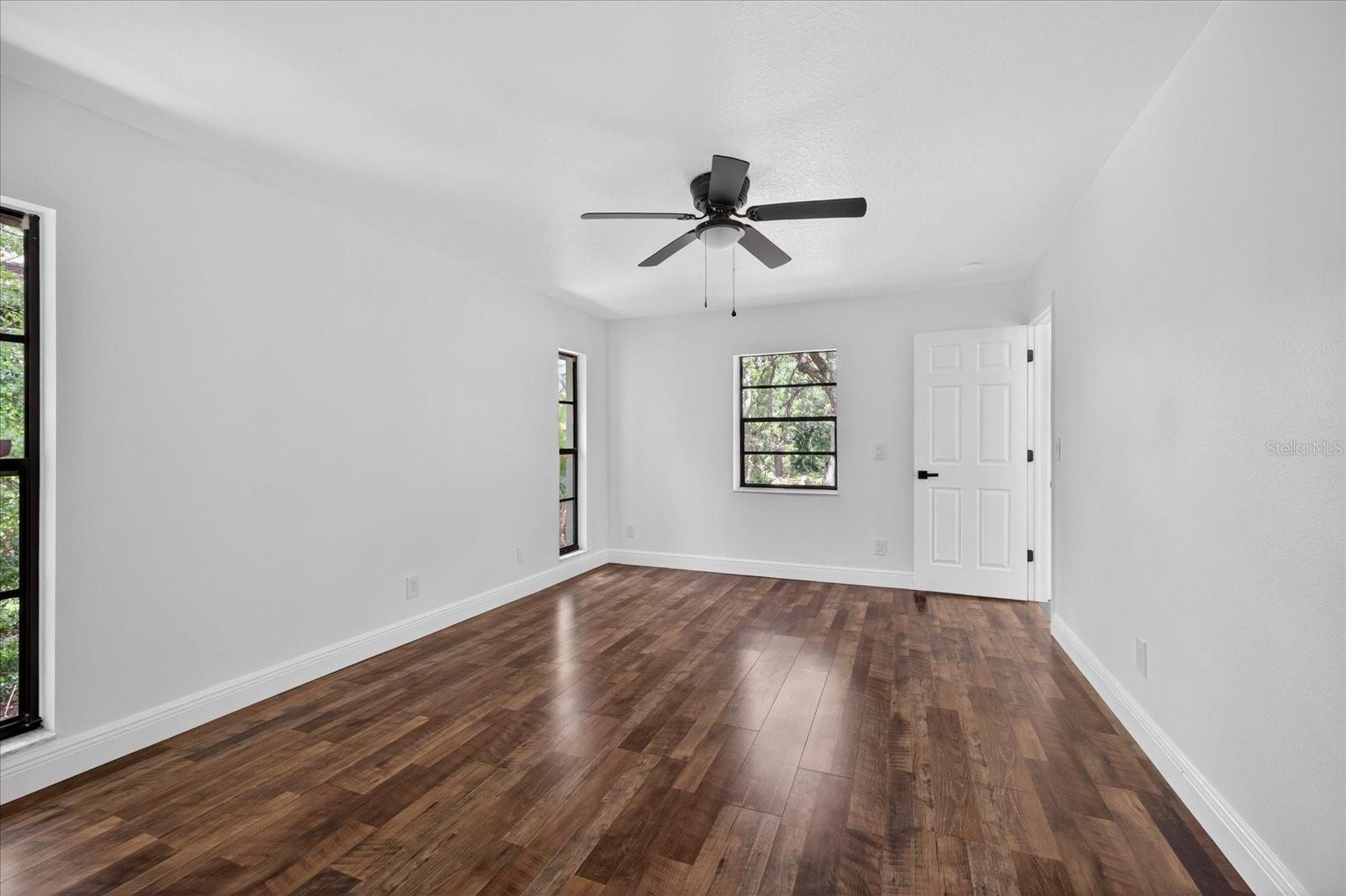 56 BAY WOODS DR — photo 21