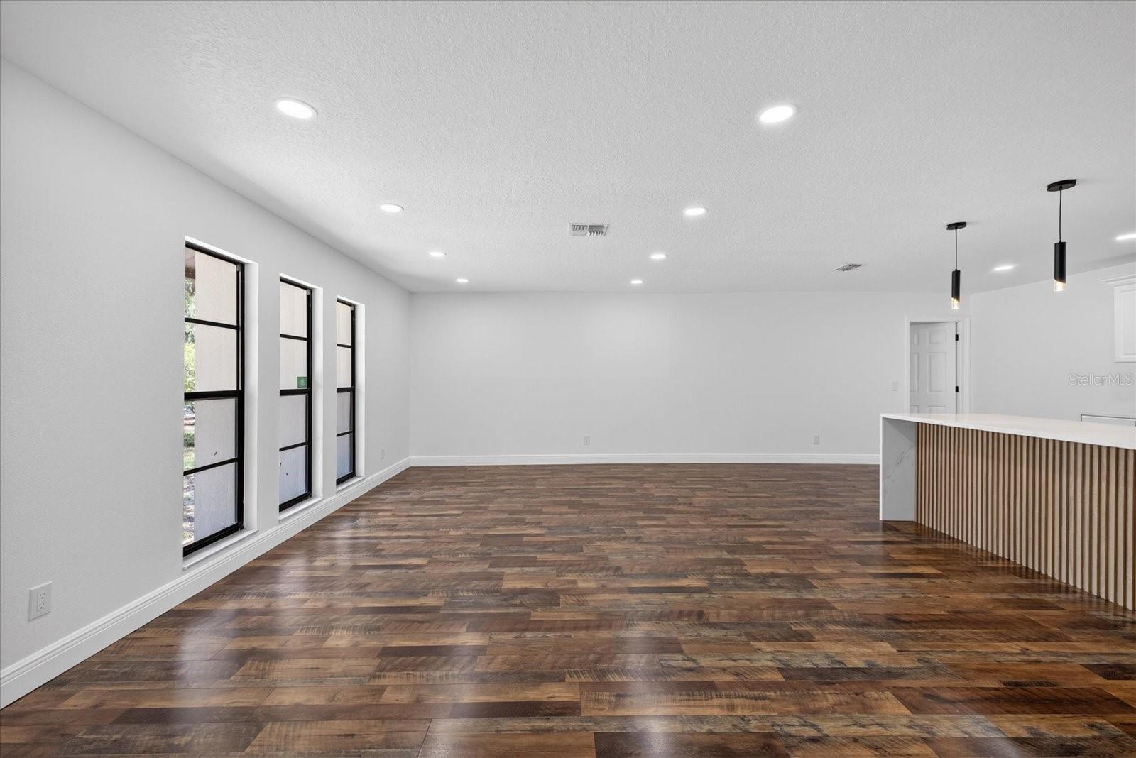 56 BAY WOODS DR — photo 14