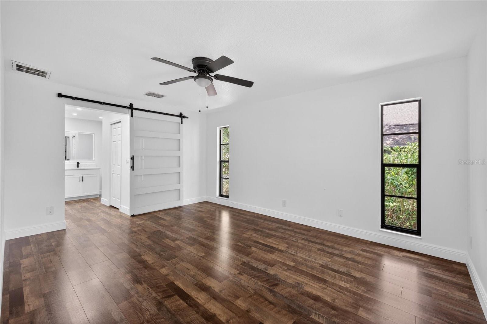56 BAY WOODS DR — photo 19