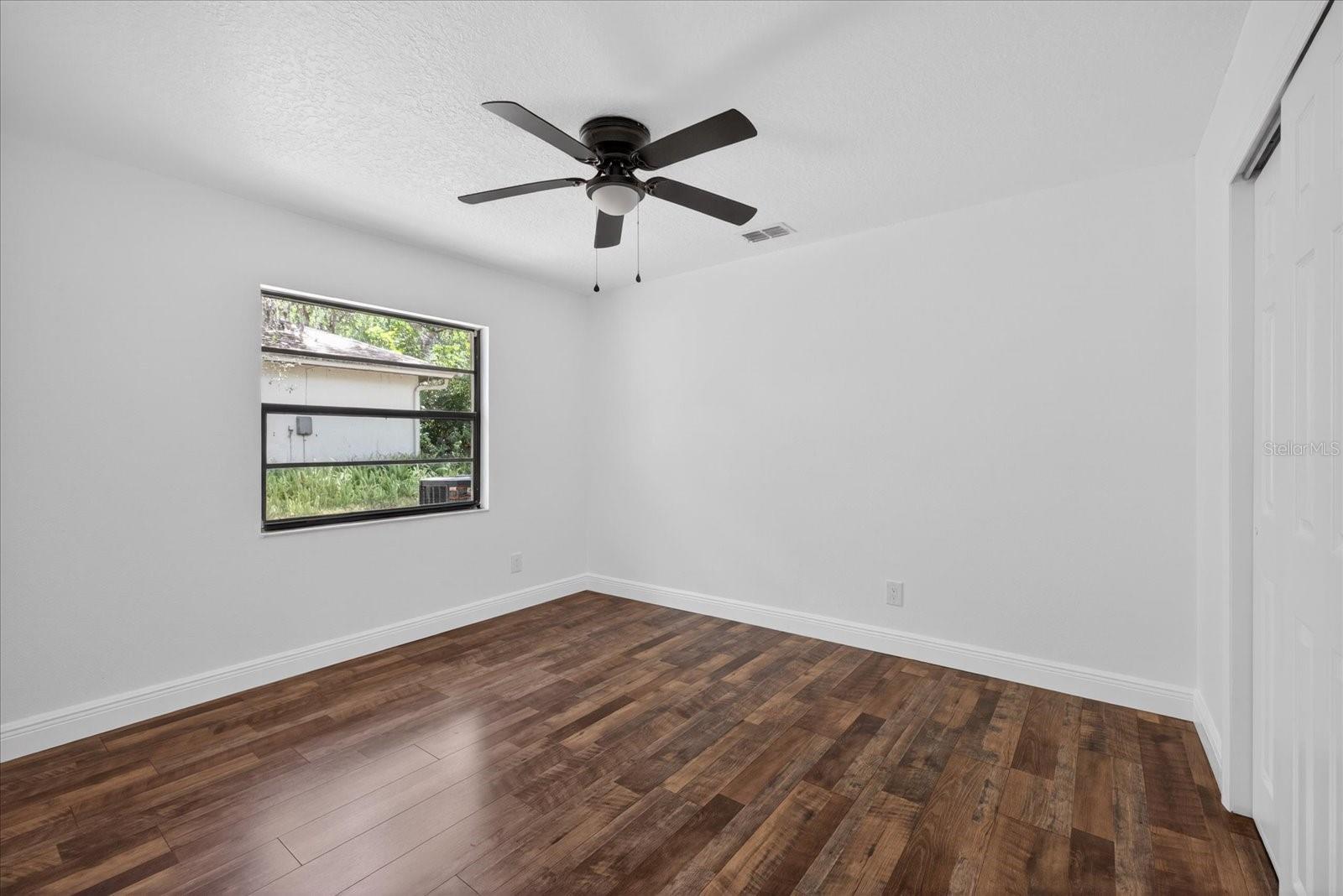 56 BAY WOODS DR — photo 35
