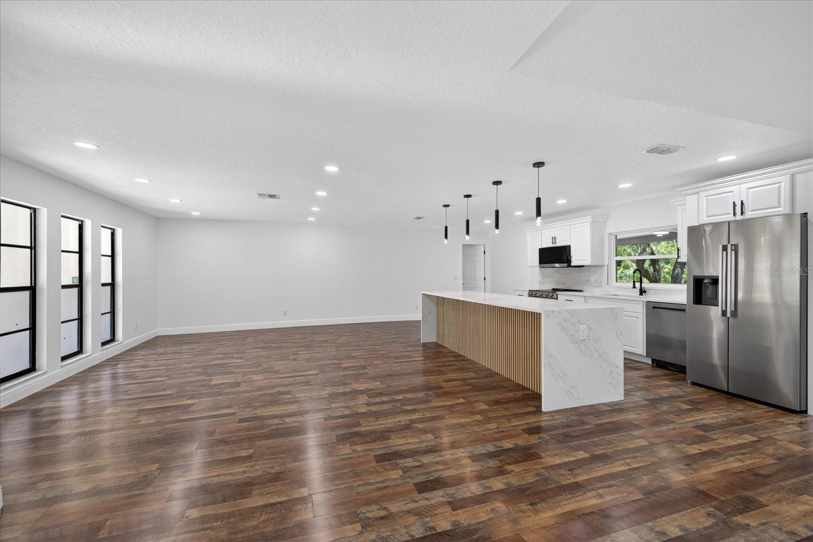 56 BAY WOODS DR — photo 15
