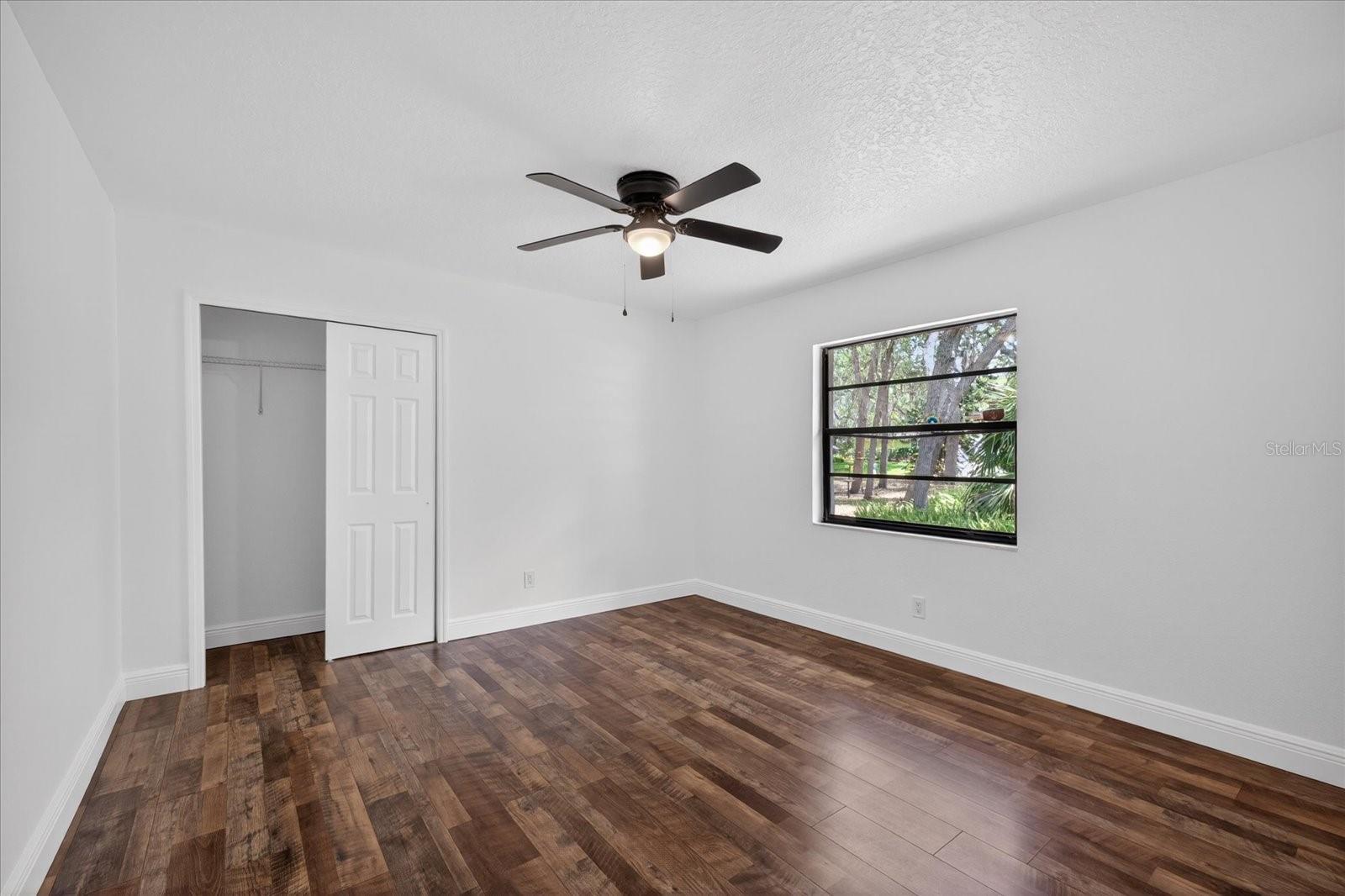 56 BAY WOODS DR — photo 32