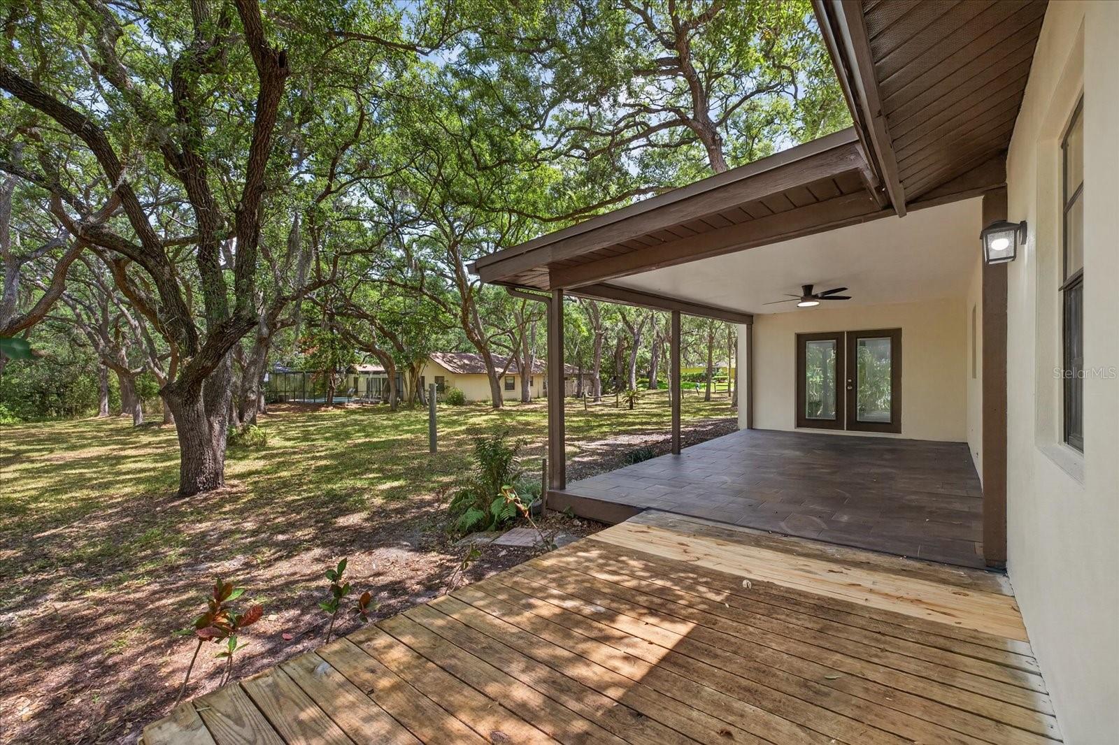 56 BAY WOODS DR — photo 38