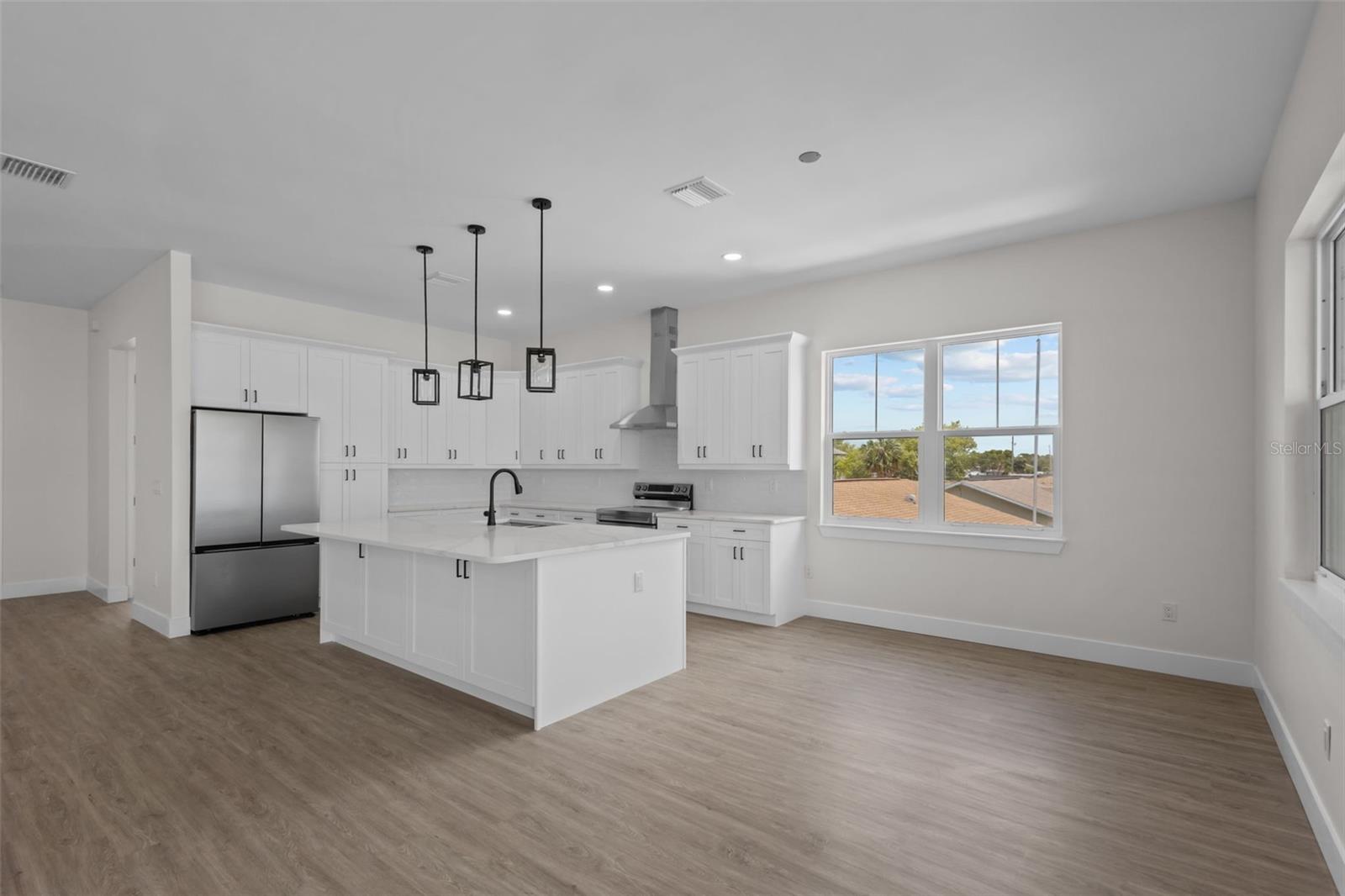 7414 MAKO DR — photo 8