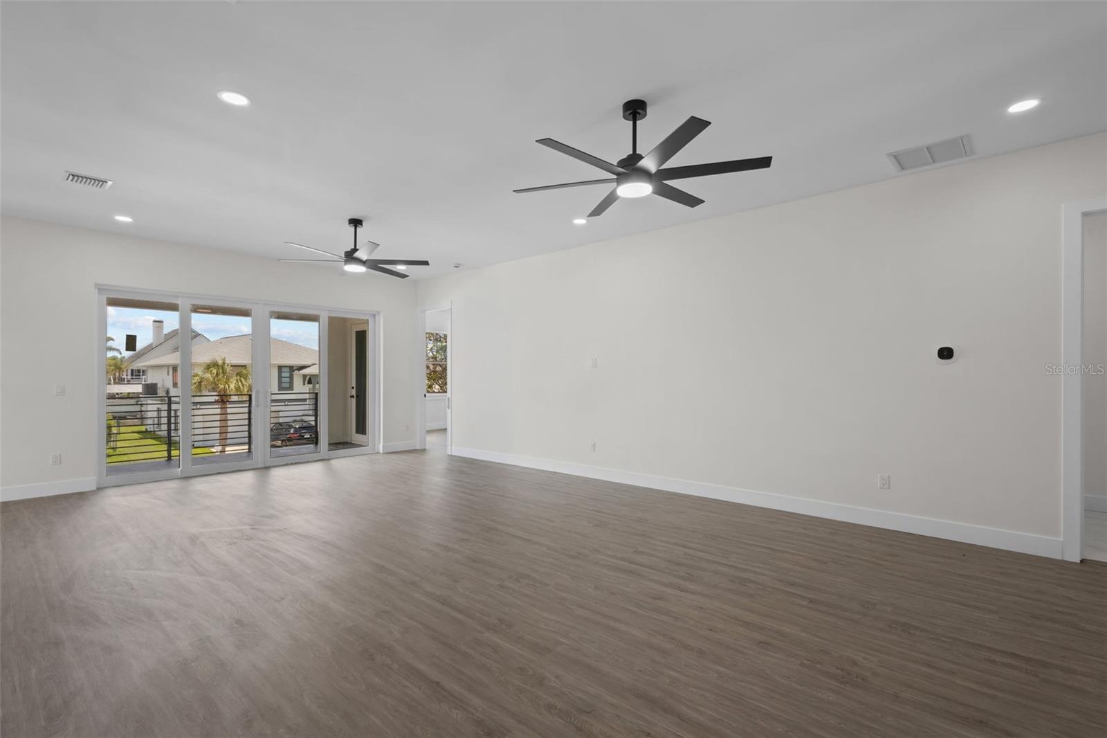 7414 MAKO DR — photo 6