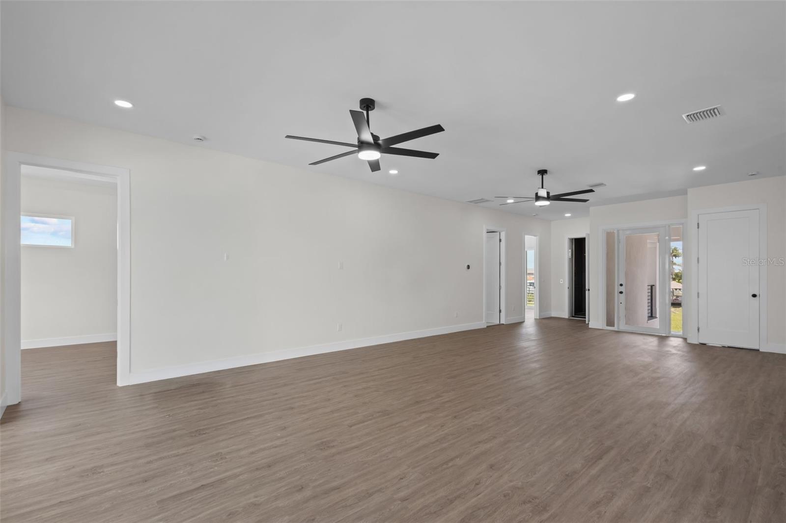 7414 MAKO DR — photo 9