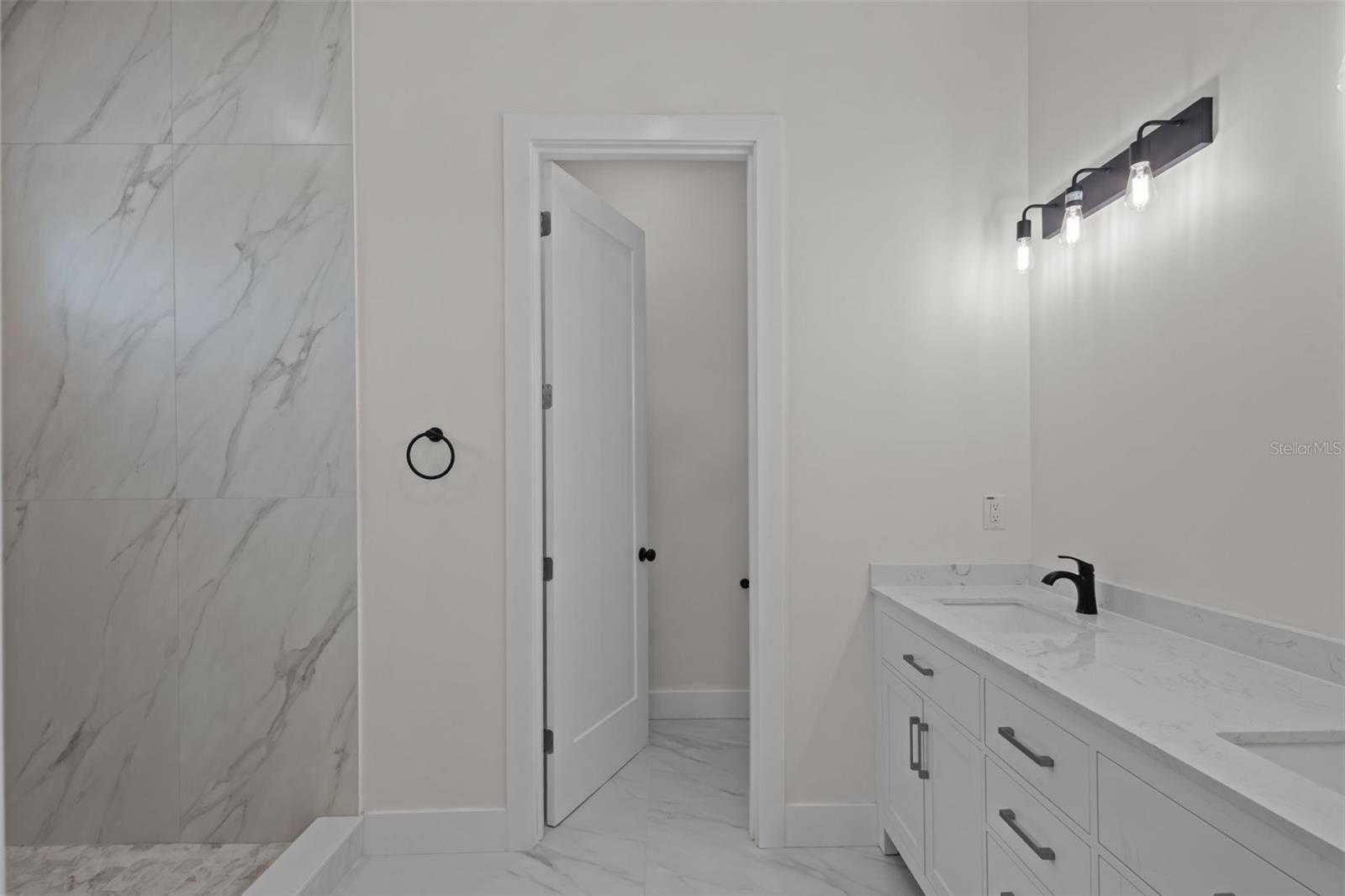 7414 MAKO DR — photo 16