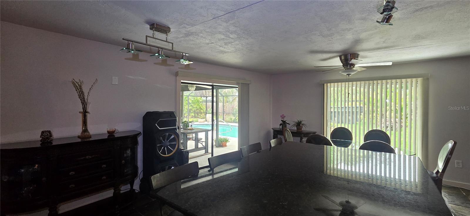 221 DADE AVE — photo 14