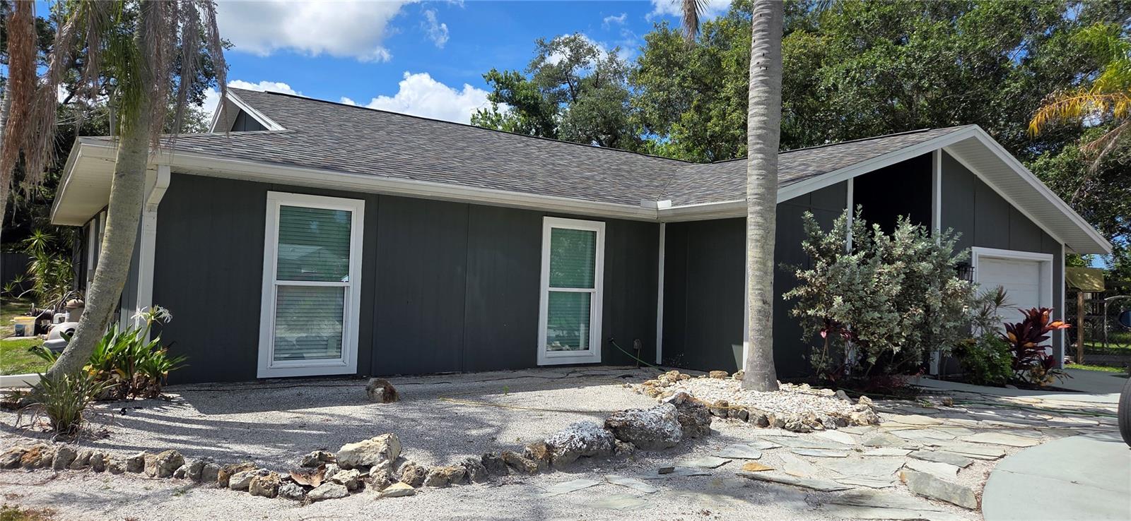 221 DADE AVE — photo 2