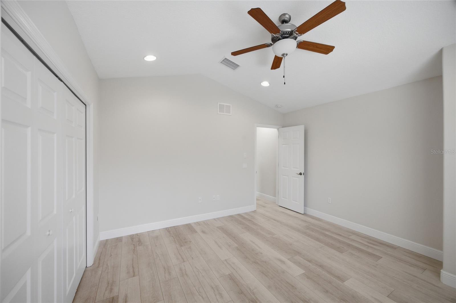 485 HARBOR RIDGE DR — photo 20