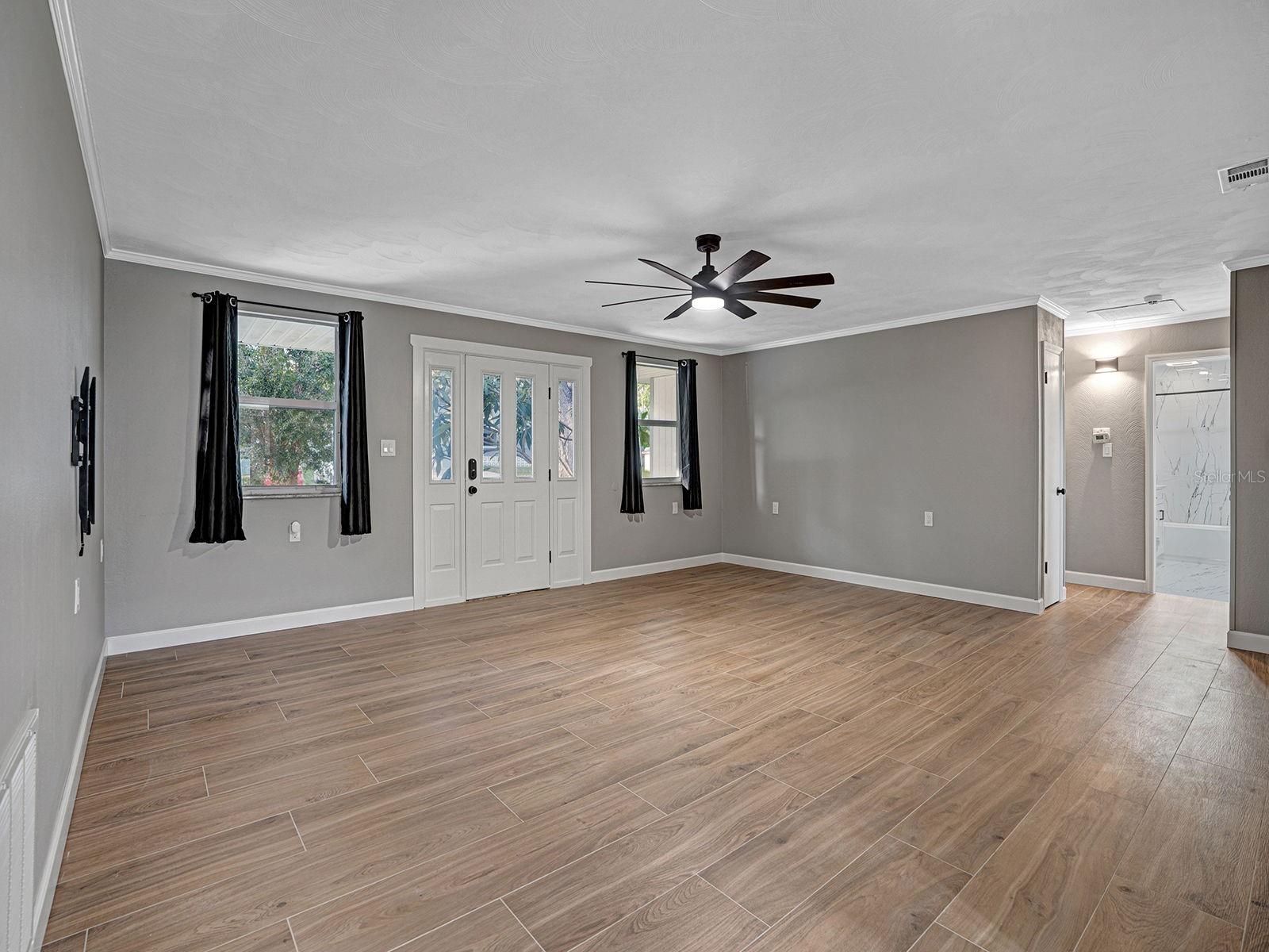 8310 LIMAN DR — photo 6