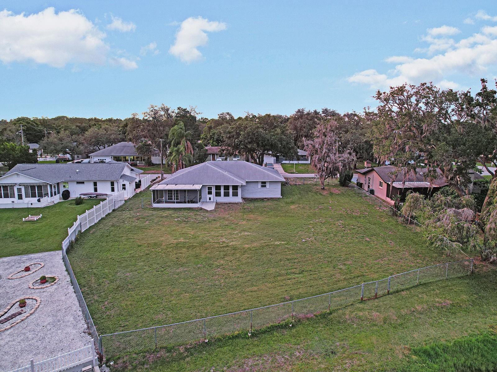 8310 LIMAN DR — photo 2
