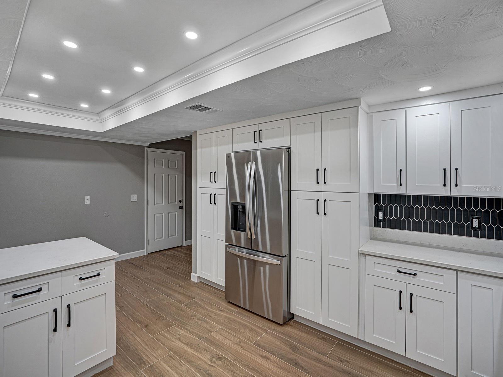 8310 LIMAN DR — photo 13