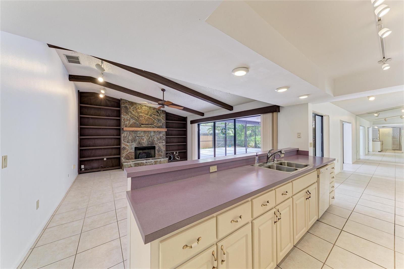 4242 DRYDEN CIR — photo 19