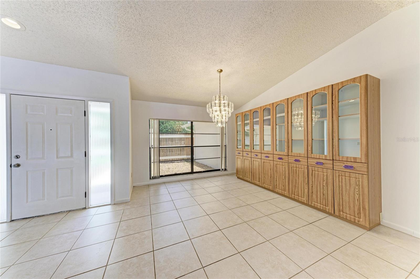 4242 DRYDEN CIR — photo 22
