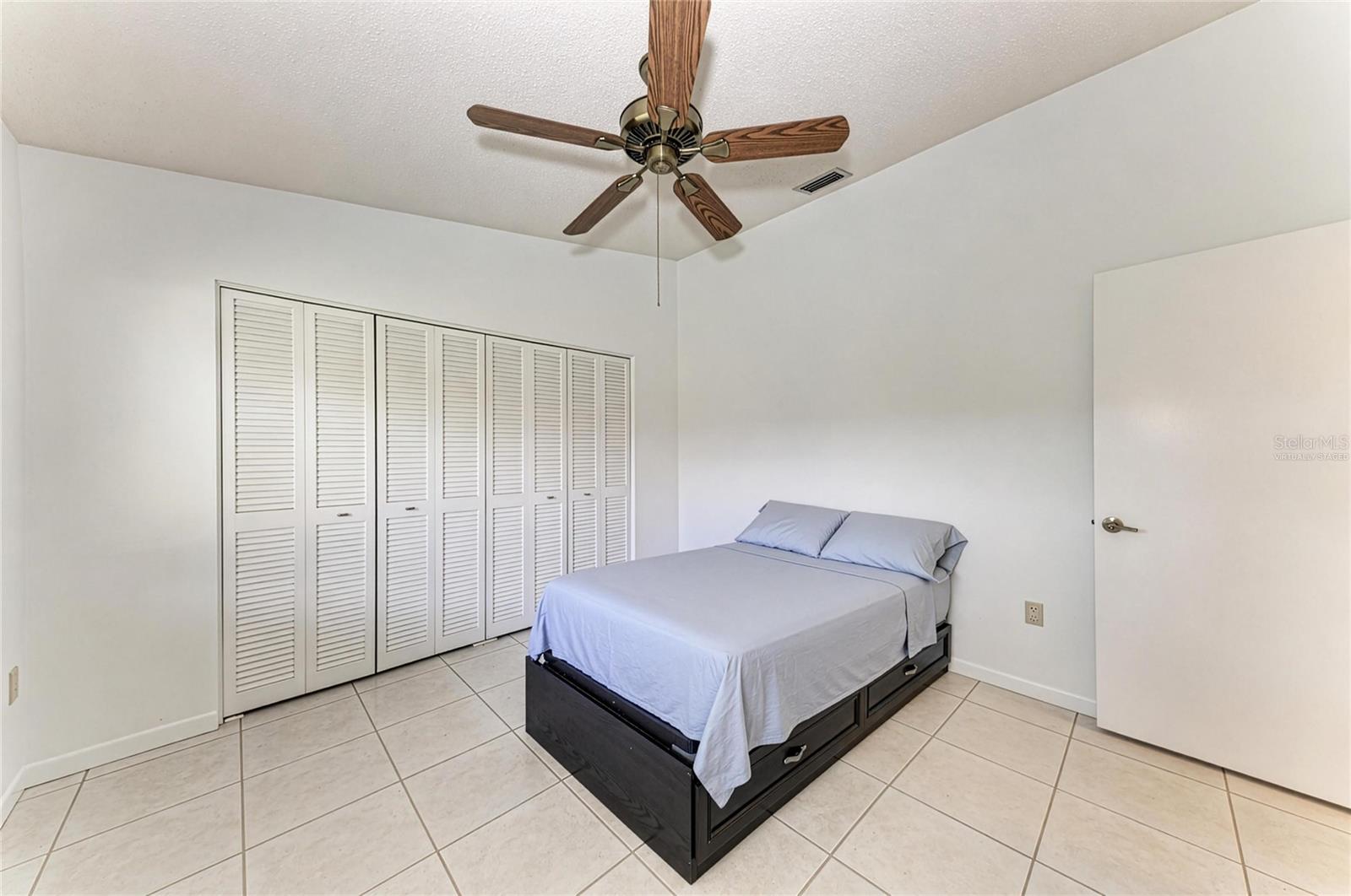 4242 DRYDEN CIR — photo 40