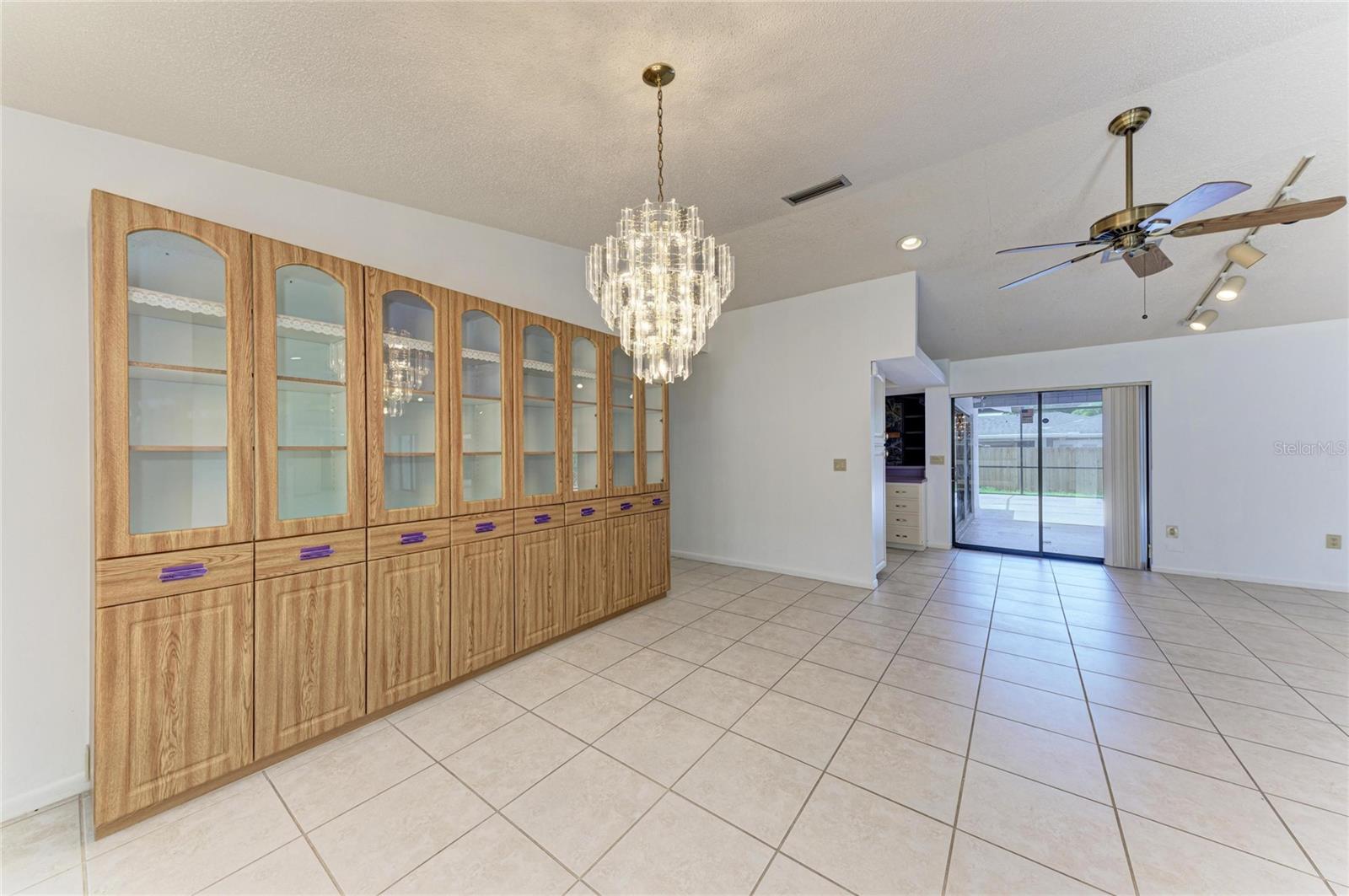 4242 DRYDEN CIR — photo 24