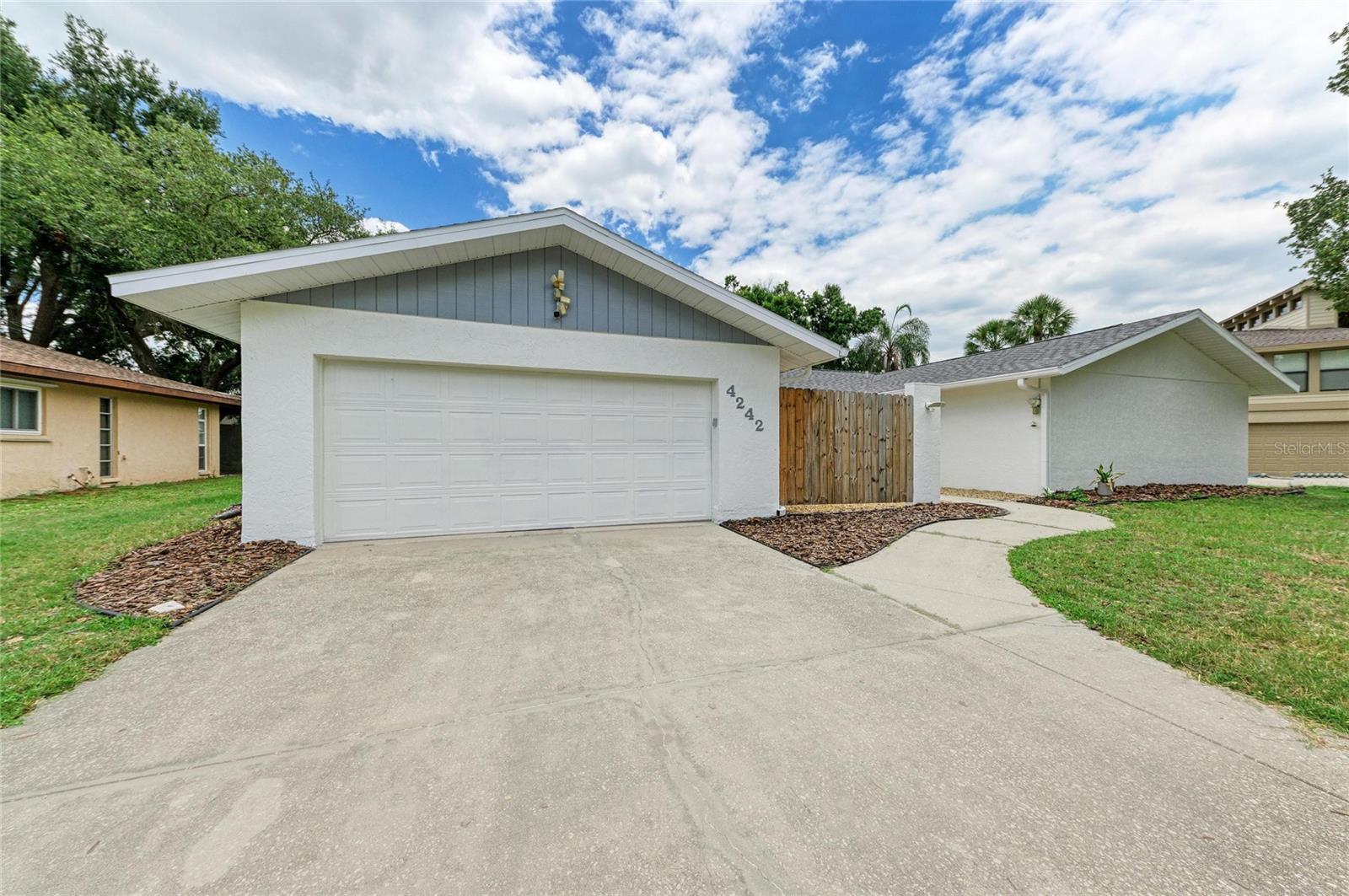 4242 DRYDEN CIR — photo 2