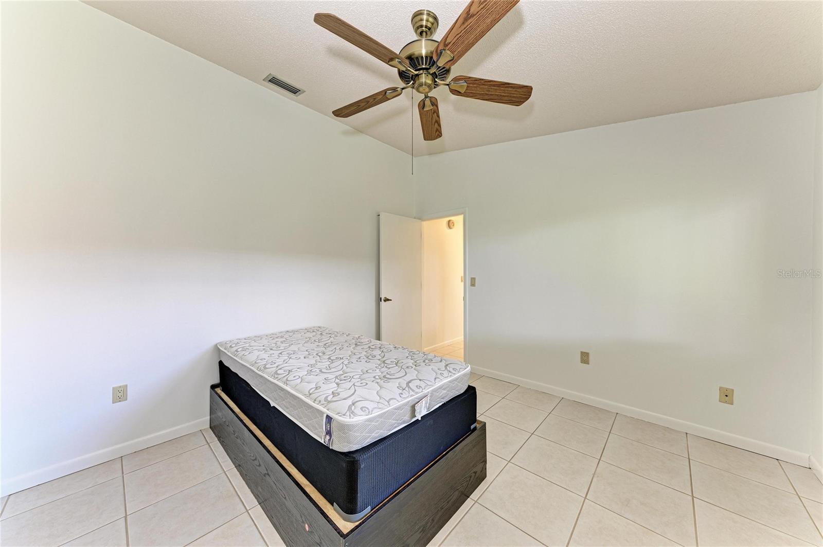 4242 DRYDEN CIR — photo 41