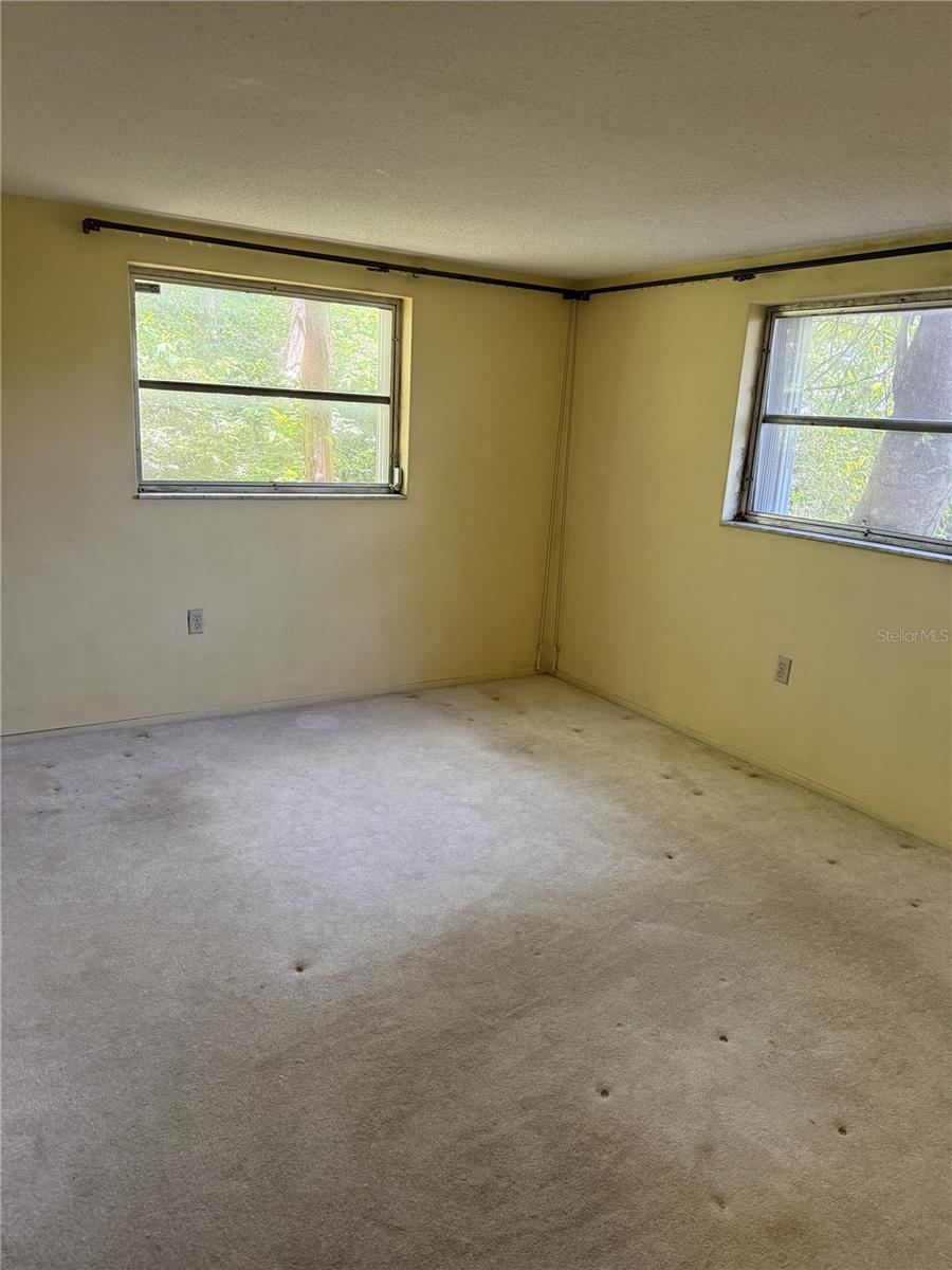 9401 GRAY FOX LN — photo 7