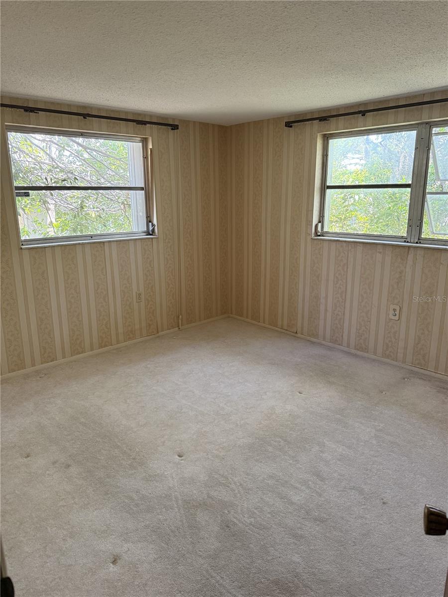 9401 GRAY FOX LN — photo 5