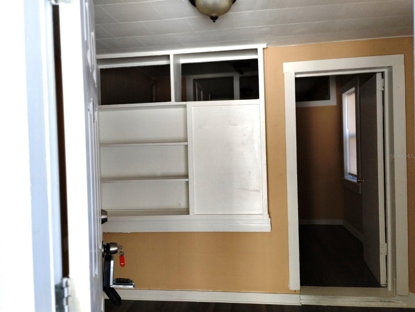418 E AMELIA AVE #D — photo 5