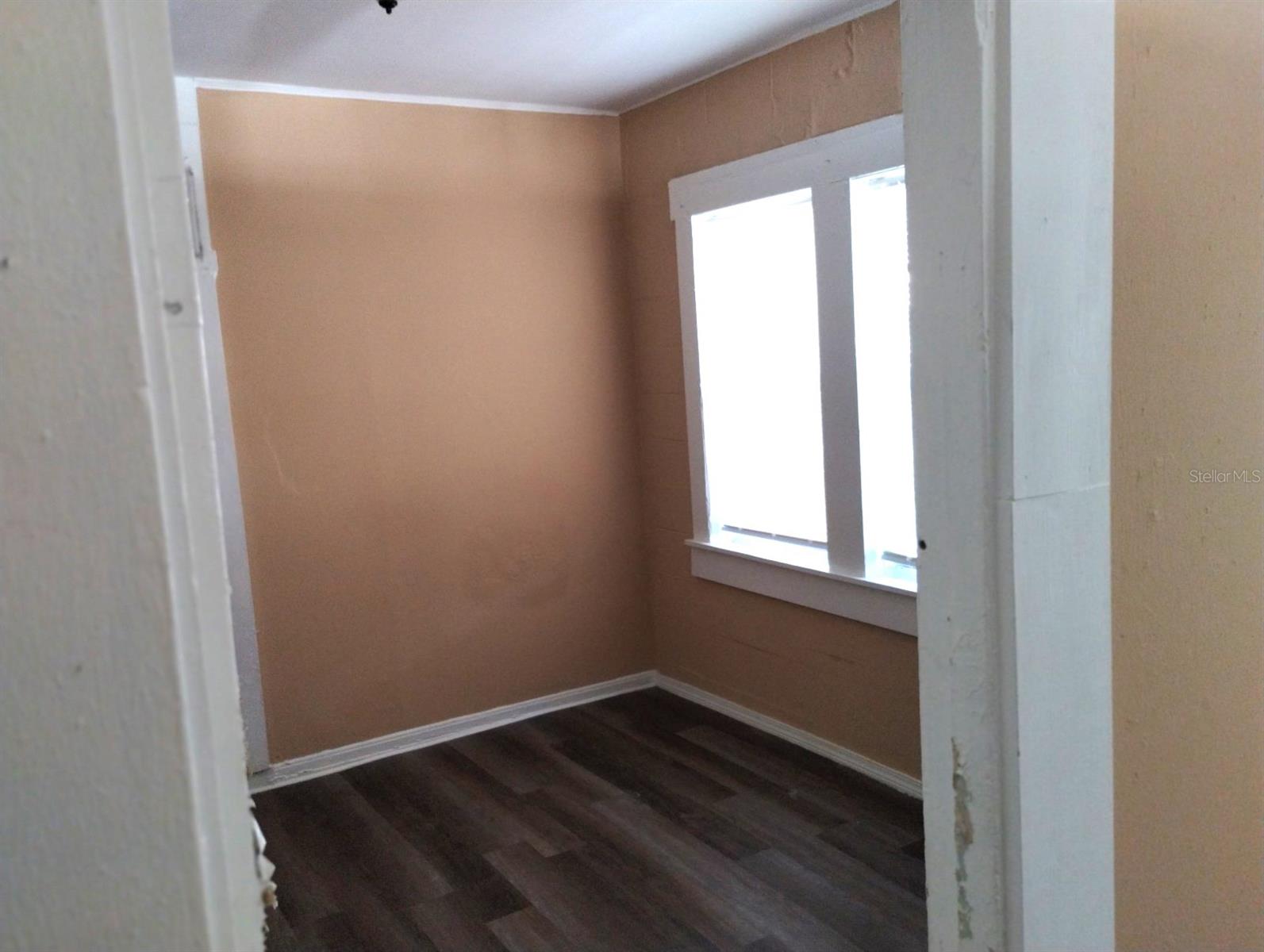 418 E AMELIA AVE #D — photo 10