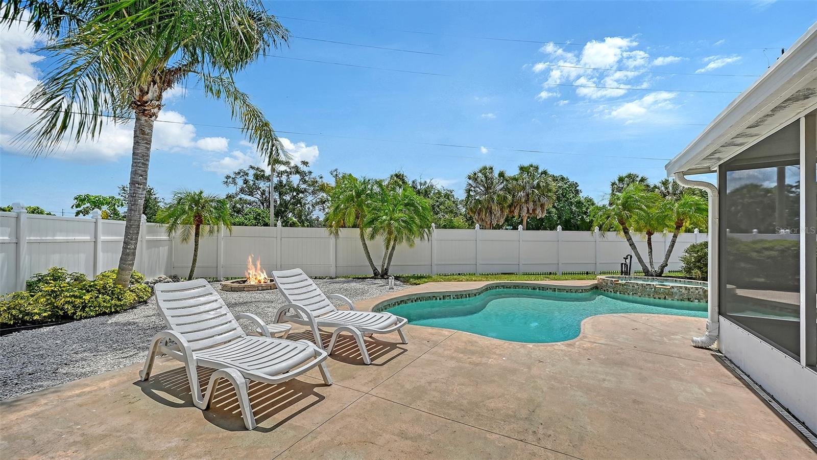 3681 STOKES DR DR — photo 27