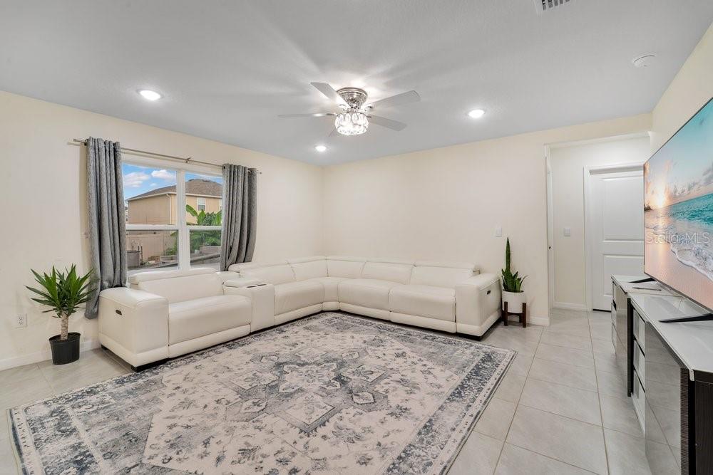 35704 DOVELAND DR — photo 5