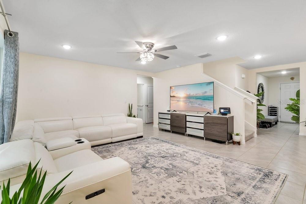 35704 DOVELAND DR — photo 3