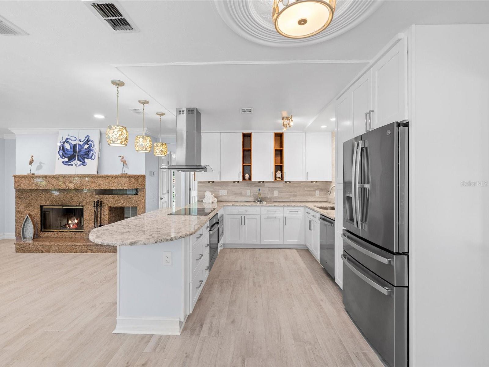 502 FLORIDA BLVD — photo 14